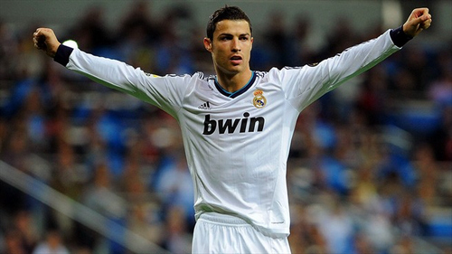 演员潘粤明批评国安：越南也输，你们真行（潘粤明怒批国安：连越南都输，真让人无语）