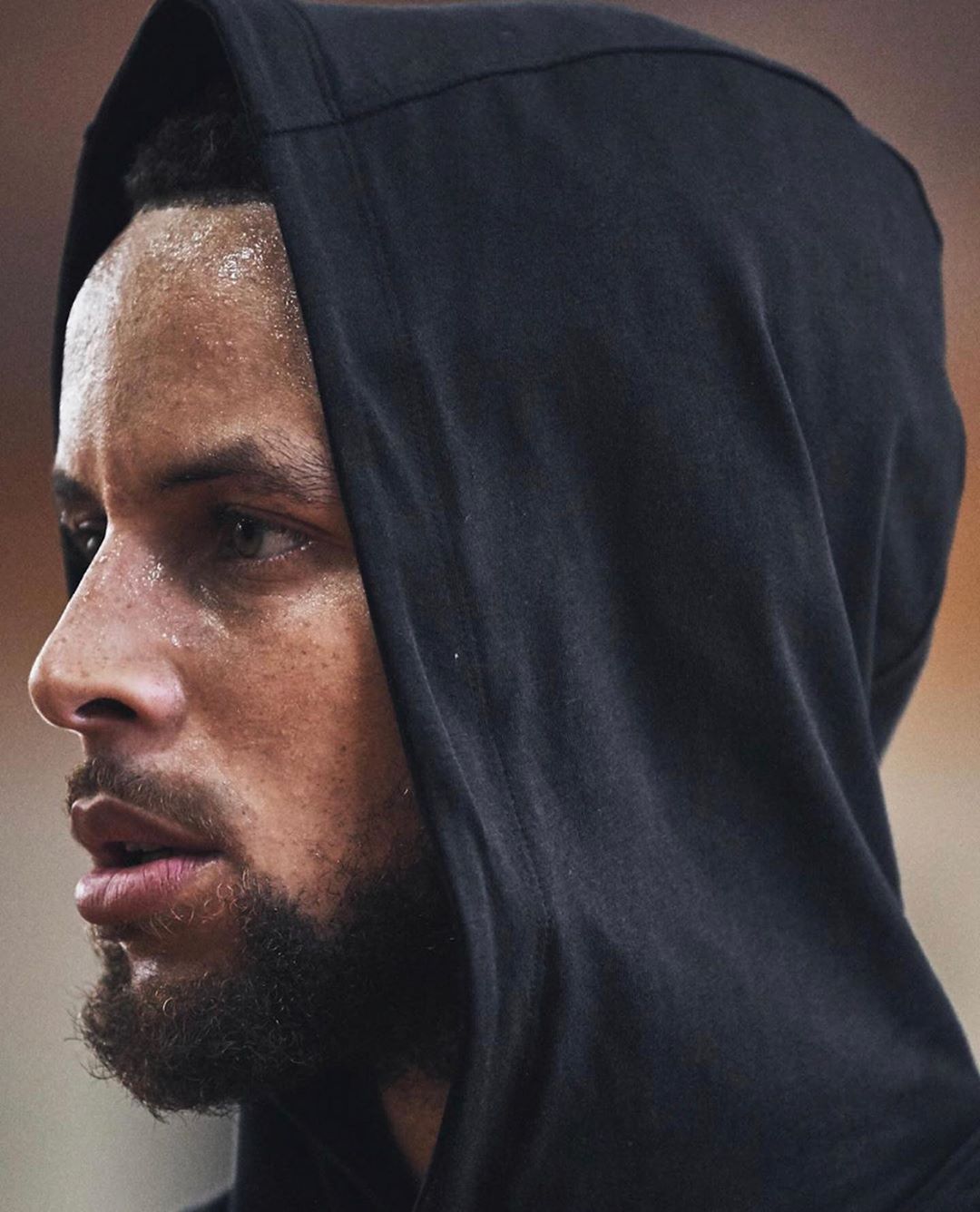 阿莱格里确认莱奥缺席意甲战萨索洛，福法纳康复但轮休（阿莱格里：莱奥无缘意甲战萨索洛，福法纳康复仍将轮休）