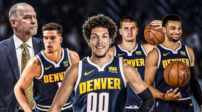 记者：维尼修斯女友在美国涉嫌欠税，可能无法陪他参加世界杯（据记者报道，维尼修斯女友涉在美欠税，或无法陪同出征世界杯）