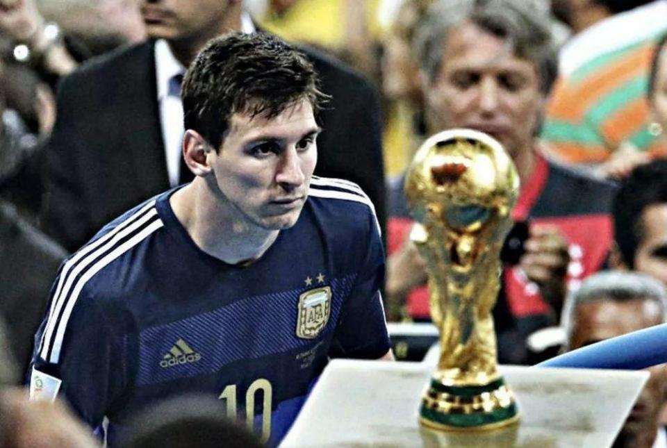 阿隆索曾在瓜帅手下出场79次，师徒二人迎来执教生涯首次交锋（昔日弟子阿隆索曾在瓜帅麾下出战79场，师徒首次以主帅身份对决）