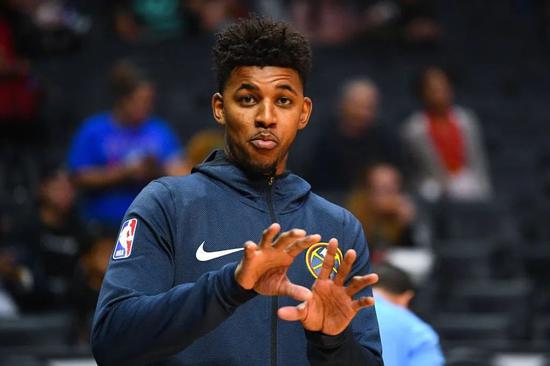 40岁依旧能飞，C罗对阵赛哈特海湾上演高难度倒钩破门（40岁C罗仍能起飞，战赛哈特海湾上演高难倒钩破门）