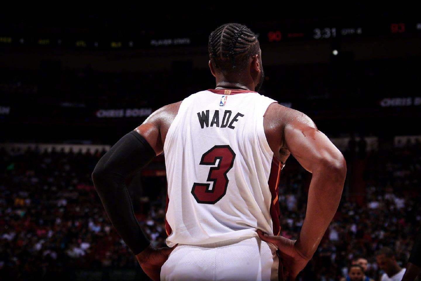 他终于迎来属于自己的夜晚（他的夜晚终于到来）