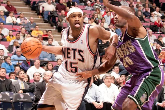 足坛一夜动 足坛一夜动