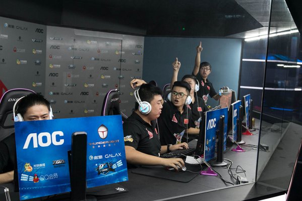 单次动作中 单次动作中